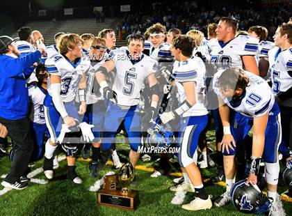 Thumbnail 2 in Yuma Catholic vs. Snowflake (AIA 3A Final) photogallery.