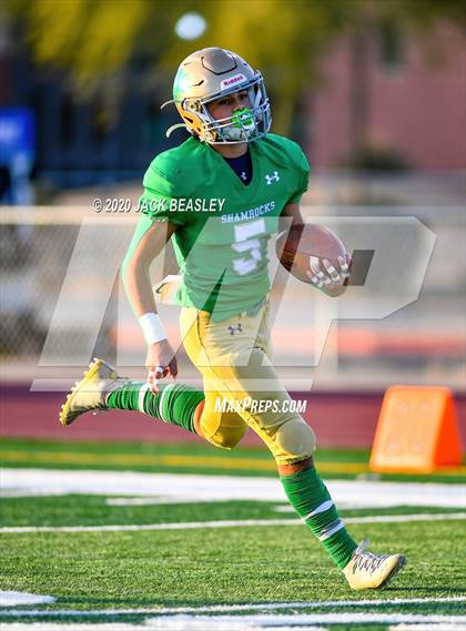Thumbnail 3 in Yuma Catholic vs. Snowflake (AIA 3A Final) photogallery.