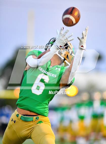 Thumbnail 1 in Yuma Catholic vs. Snowflake (AIA 3A Final) photogallery.