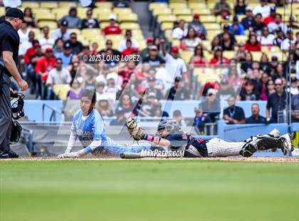 Thumbnail 2 in Carson vs. Banning (CIF LA City Section DIV 1 Championship) photogallery.