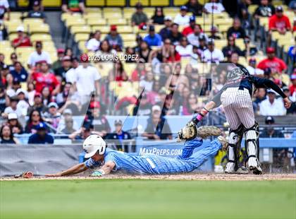 Thumbnail 2 in Carson vs. Banning (CIF LA City Section DIV 1 Championship) photogallery.