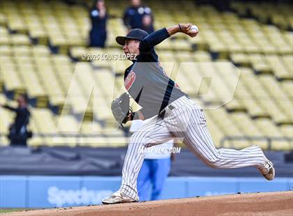 Thumbnail 2 in Carson vs. Banning (CIF LA City Section DIV 1 Championship) photogallery.