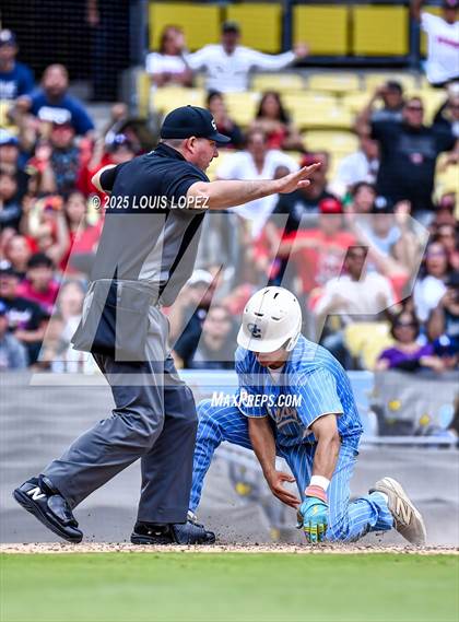 Thumbnail 1 in Carson vs. Banning (CIF LA City Section DIV 1 Championship) photogallery.