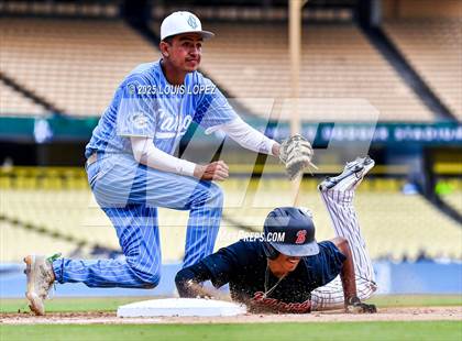 Thumbnail 2 in Carson vs. Banning (CIF LA City Section DIV 1 Championship) photogallery.