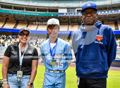 Thumbnail 2 in Carson vs. Banning (CIF LA City Section DIV 1 Championship) photogallery.