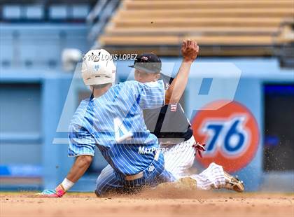Thumbnail 2 in Carson vs. Banning (CIF LA City Section DIV 1 Championship) photogallery.