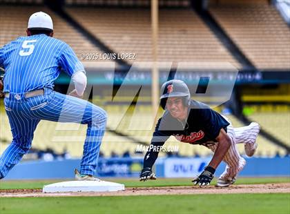 Thumbnail 3 in Carson vs. Banning (CIF LA City Section DIV 1 Championship) photogallery.