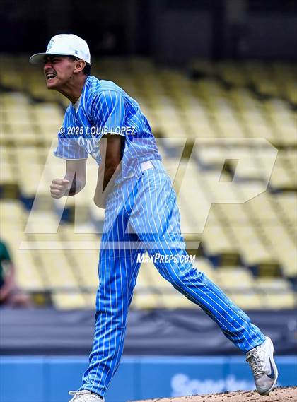 Thumbnail 3 in Carson vs. Banning (CIF LA City Section DIV 1 Championship) photogallery.