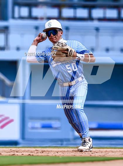 Thumbnail 2 in Carson vs. Banning (CIF LA City Section DIV 1 Championship) photogallery.