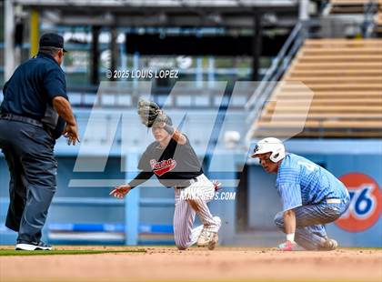 Thumbnail 2 in Carson vs. Banning (CIF LA City Section DIV 1 Championship) photogallery.