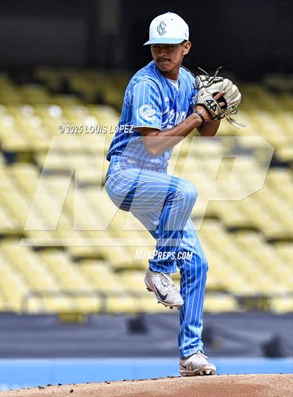Thumbnail 3 in Carson vs. Banning (CIF LA City Section DIV 1 Championship) photogallery.