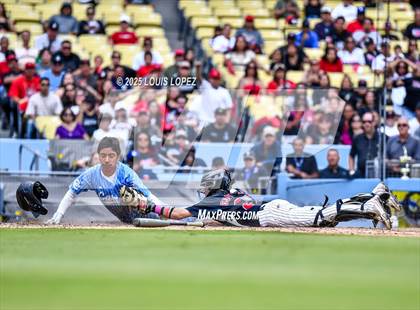 Thumbnail 3 in Carson vs. Banning (CIF LA City Section DIV 1 Championship) photogallery.
