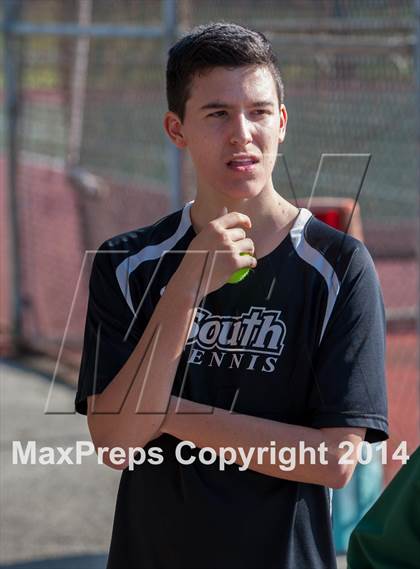 Thumbnail 2 in Emery/Weiner vs. Lutheran South photogallery.