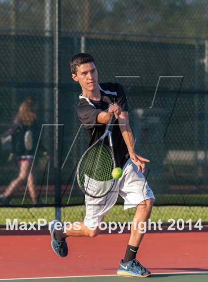 Thumbnail 1 in Emery/Weiner vs. Lutheran South photogallery.
