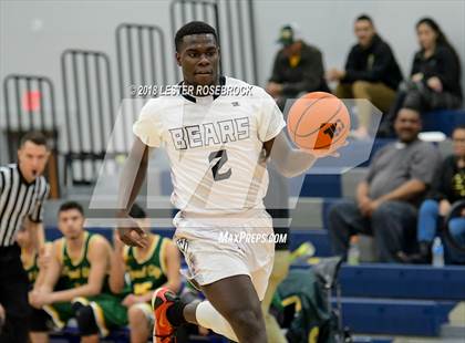 Thumbnail 3 in West Oso vs. Crystal City (UIL 4A Area Playoffs) photogallery.