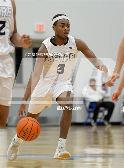 Thumbnail 1 in West Oso vs. Crystal City (UIL 4A Area Playoffs) photogallery.