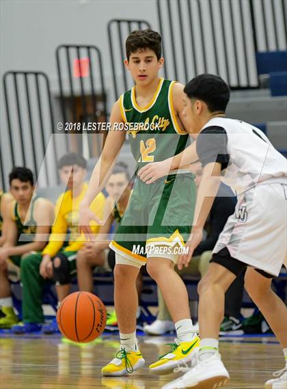 Thumbnail 2 in West Oso vs. Crystal City (UIL 4A Area Playoffs) photogallery.