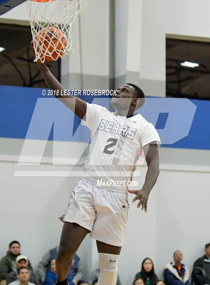 Thumbnail 1 in West Oso vs. Crystal City (UIL 4A Area Playoffs) photogallery.