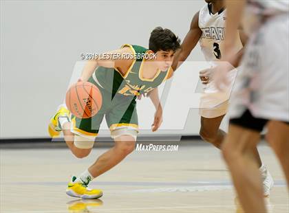 Thumbnail 1 in West Oso vs. Crystal City (UIL 4A Area Playoffs) photogallery.