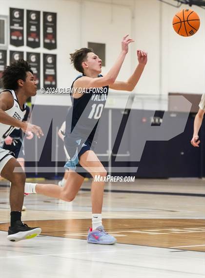 Thumbnail 3 in Valor Christian @ Columbine photogallery.