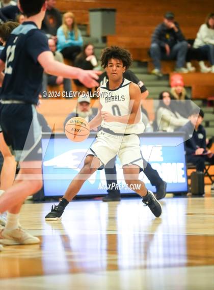 Thumbnail 2 in Valor Christian @ Columbine photogallery.