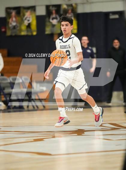 Thumbnail 2 in Valor Christian @ Columbine photogallery.