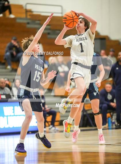 Thumbnail 1 in Valor Christian @ Columbine photogallery.