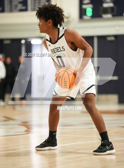 Thumbnail 3 in Valor Christian @ Columbine photogallery.