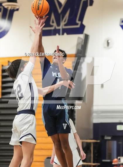 Thumbnail 2 in Valor Christian @ Columbine photogallery.