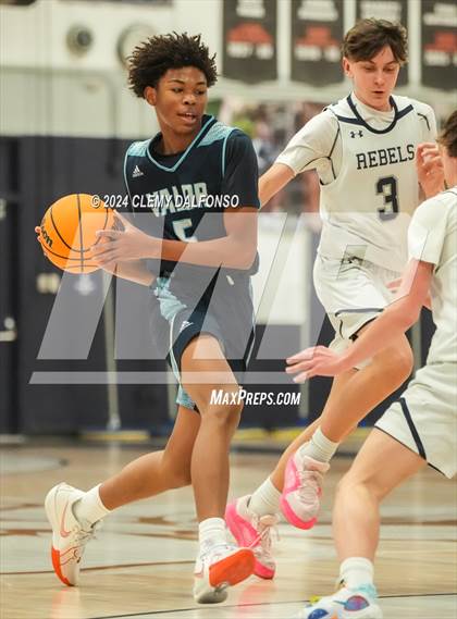Thumbnail 2 in Valor Christian @ Columbine photogallery.