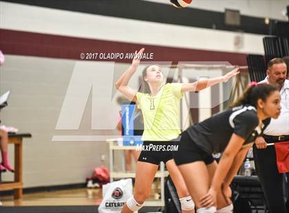 Thumbnail 1 in McKinney @ Wylie photogallery.