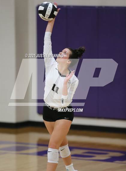 Thumbnail 3 in Bauxite @ Fountain Lake photogallery.