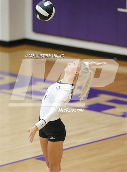 Thumbnail 3 in Bauxite @ Fountain Lake photogallery.