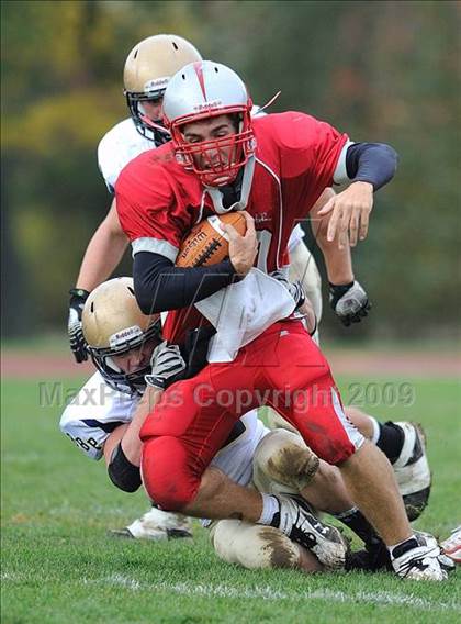 Thumbnail 2 in Bayport-Blue Point @ Amityville Memorial photogallery.