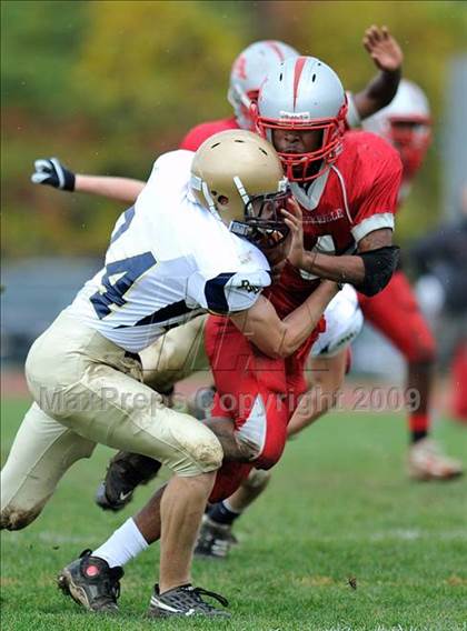 Thumbnail 3 in Bayport-Blue Point @ Amityville Memorial photogallery.