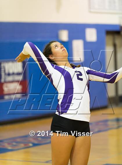 Thumbnail 2 in Arvada West vs. Cherry Creek photogallery.