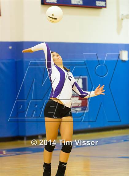 Thumbnail 2 in Arvada West vs. Cherry Creek photogallery.
