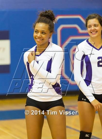 Thumbnail 2 in Arvada West vs. Cherry Creek photogallery.