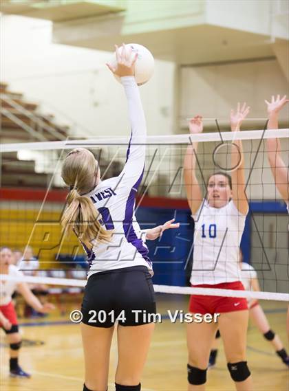 Thumbnail 3 in Arvada West vs. Cherry Creek photogallery.