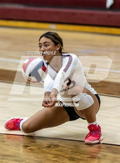 Thumbnail 1 in Maple Mountain vs. Corner Canyon (5A/6A Volleyball Challenge) photogallery.