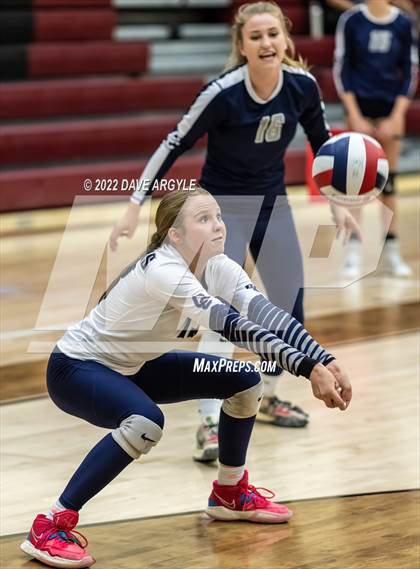 Thumbnail 2 in Maple Mountain vs. Corner Canyon (5A/6A Volleyball Challenge) photogallery.