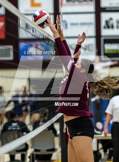 Thumbnail 1 in Maple Mountain vs. Corner Canyon (5A/6A Volleyball Challenge) photogallery.