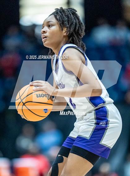 Thumbnail 2 in Cherokee Bluff vs. Baldwin (GHSA 3A Finals) photogallery.