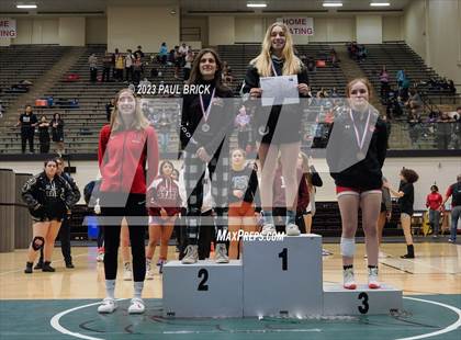 Thumbnail 1 in UIL Region 4 Wrestling Finals photogallery.