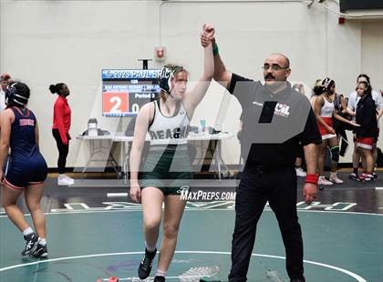 Thumbnail 3 in UIL Region 4 Wrestling Finals photogallery.
