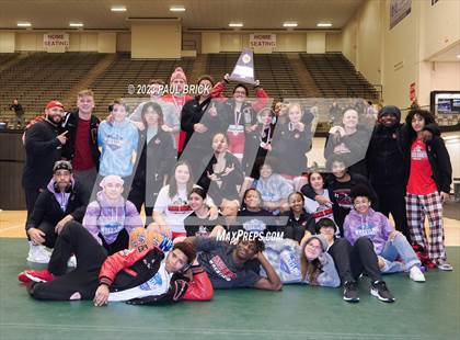 Thumbnail 1 in UIL Region 4 Wrestling Finals photogallery.