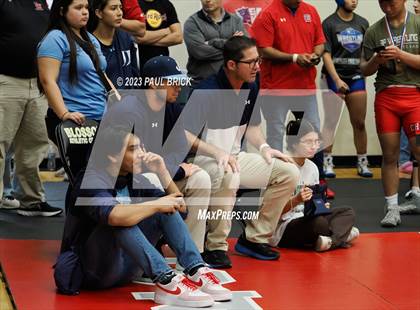 Thumbnail 2 in UIL Region 4 Wrestling Finals photogallery.