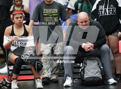 Thumbnail 2 in UIL Region 4 Wrestling Finals photogallery.