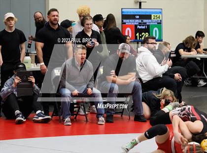 Thumbnail 1 in UIL Region 4 Wrestling Finals photogallery.