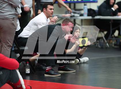Thumbnail 3 in UIL Region 4 Wrestling Finals photogallery.